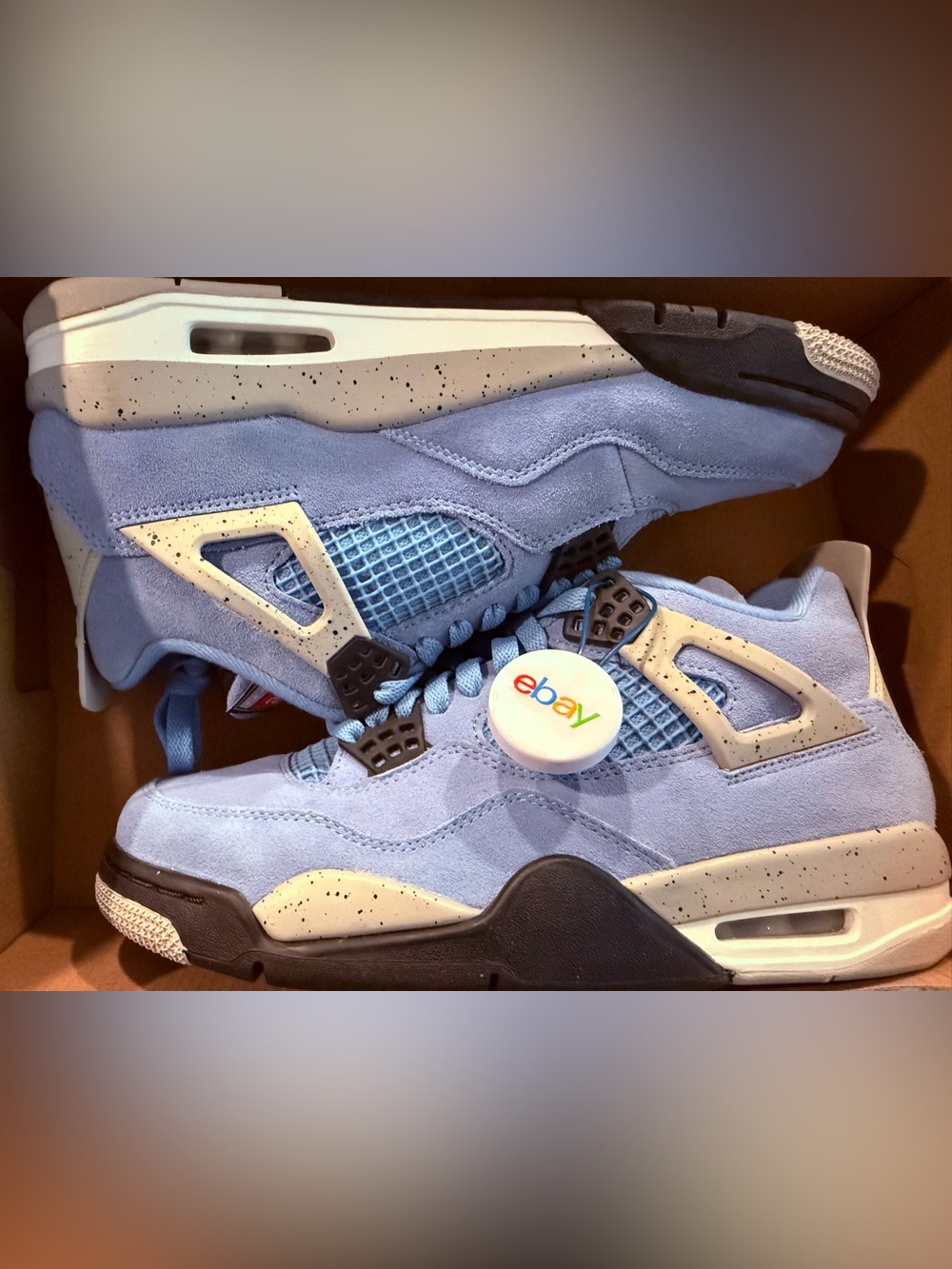 Brand New Nike Jordan 4 Retro “University Blue” Size: US M 7.5 / W 9